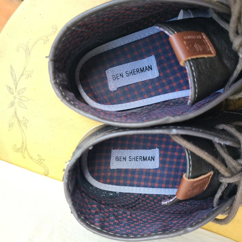 Ben Sherman Preston US 9.5 Gray Chukka Boots Faux Leather Lace Up Minimalist
